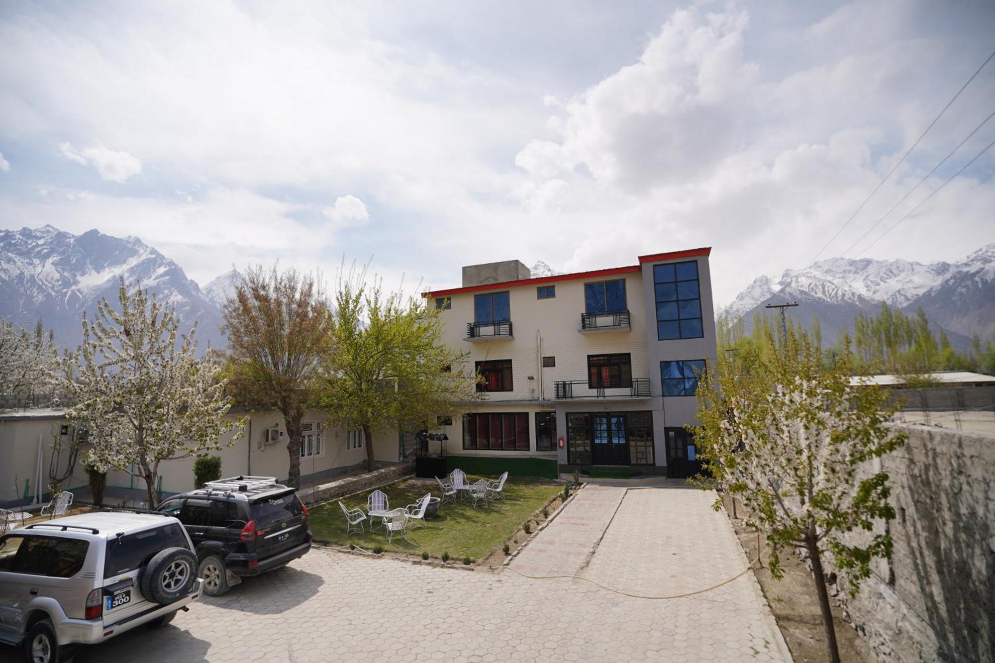 Green Orchard Skardu Exterior foto